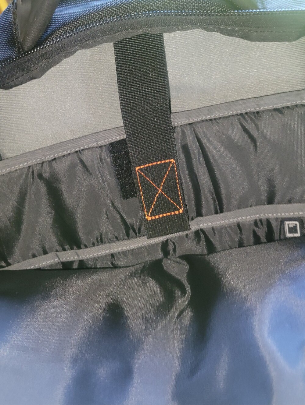 Samsonite Tectonic Backpack (Medium) - Picture 12 of 16